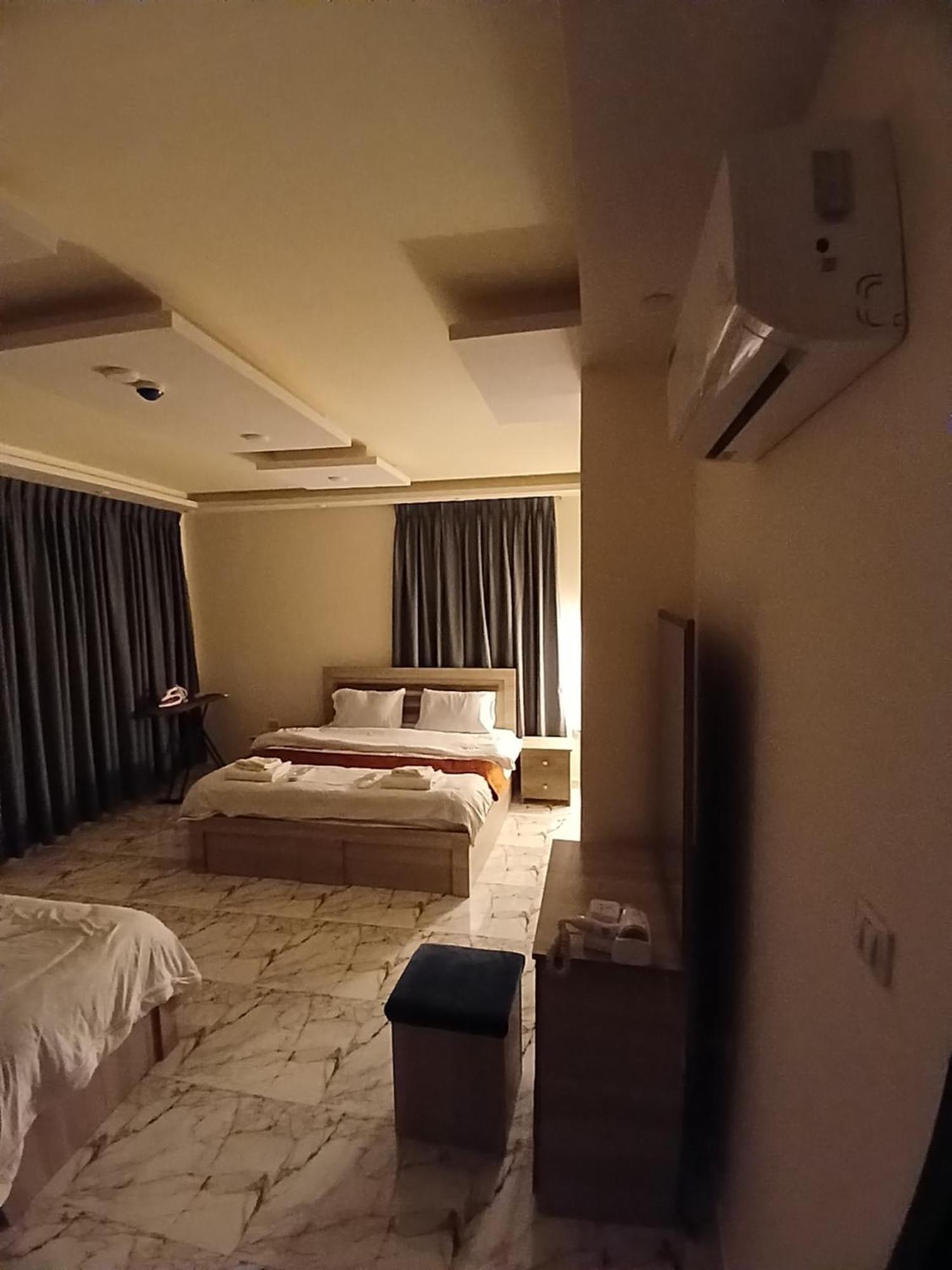 Dream House Hotel ジャラシュ エクステリア 写真