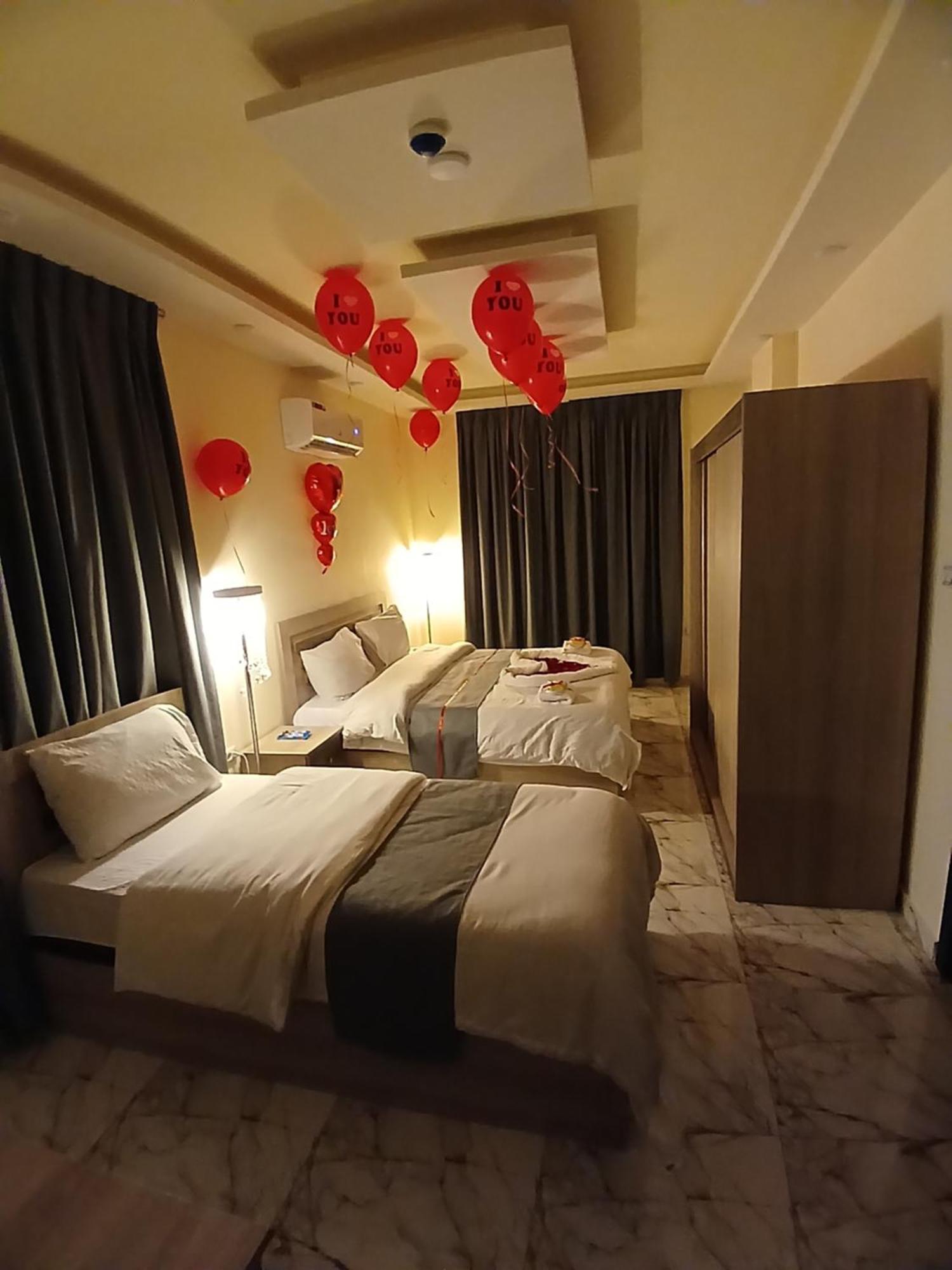 Dream House Hotel ジャラシュ エクステリア 写真
