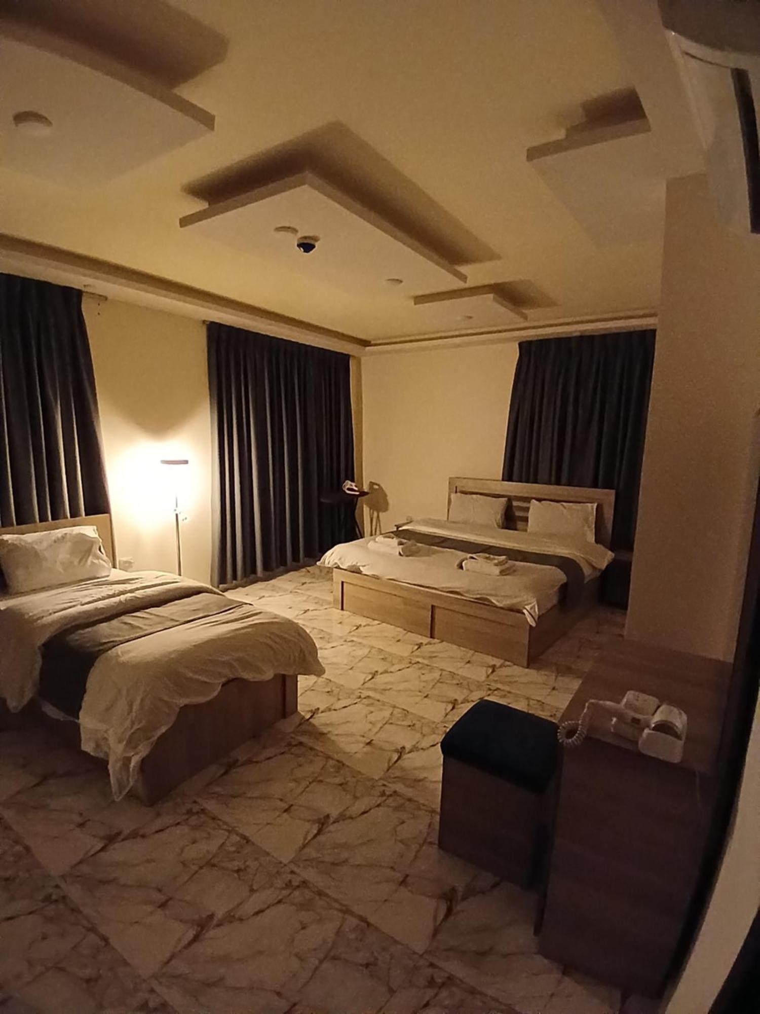Dream House Hotel ジャラシュ エクステリア 写真