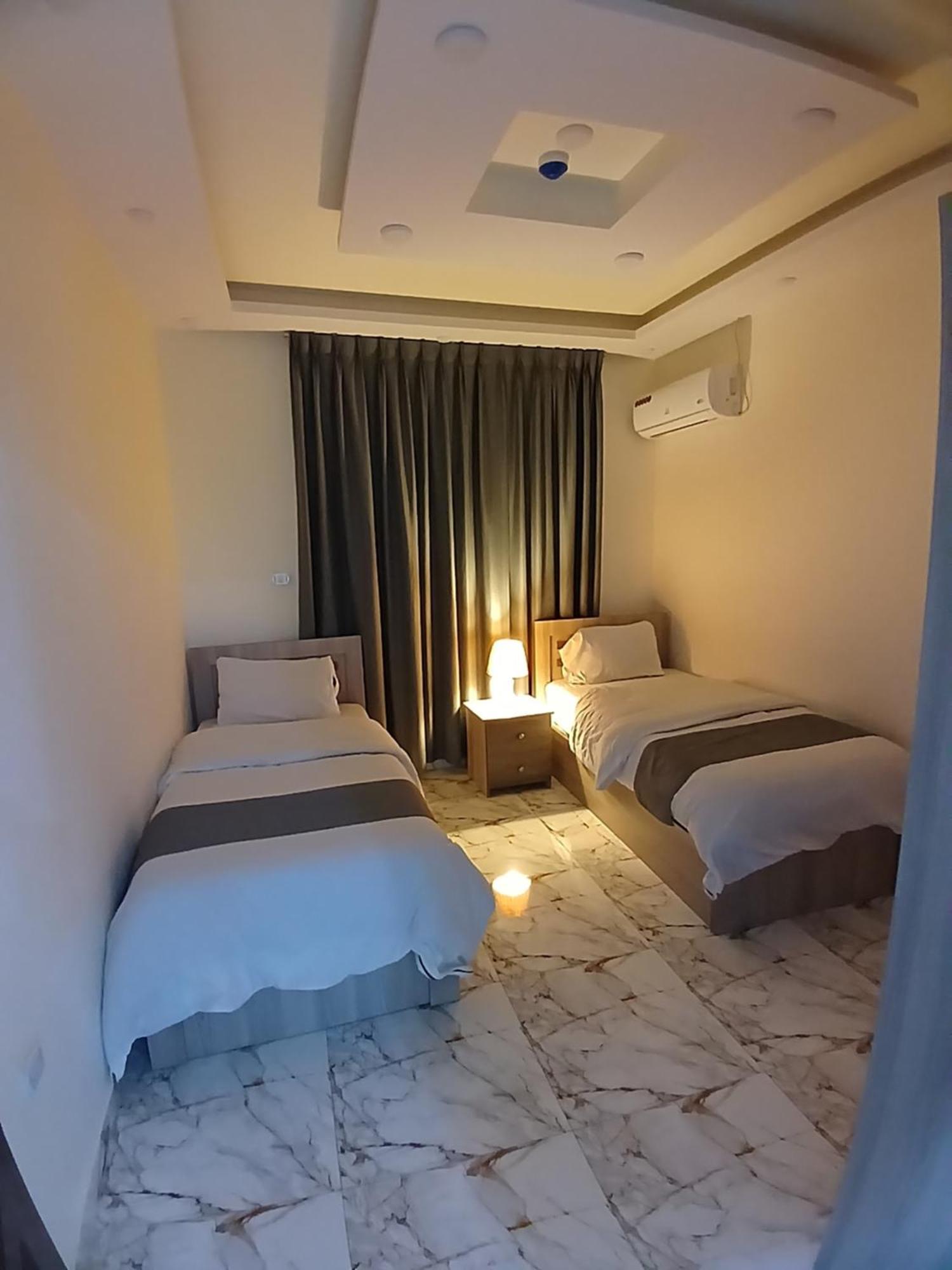 Dream House Hotel ジャラシュ エクステリア 写真