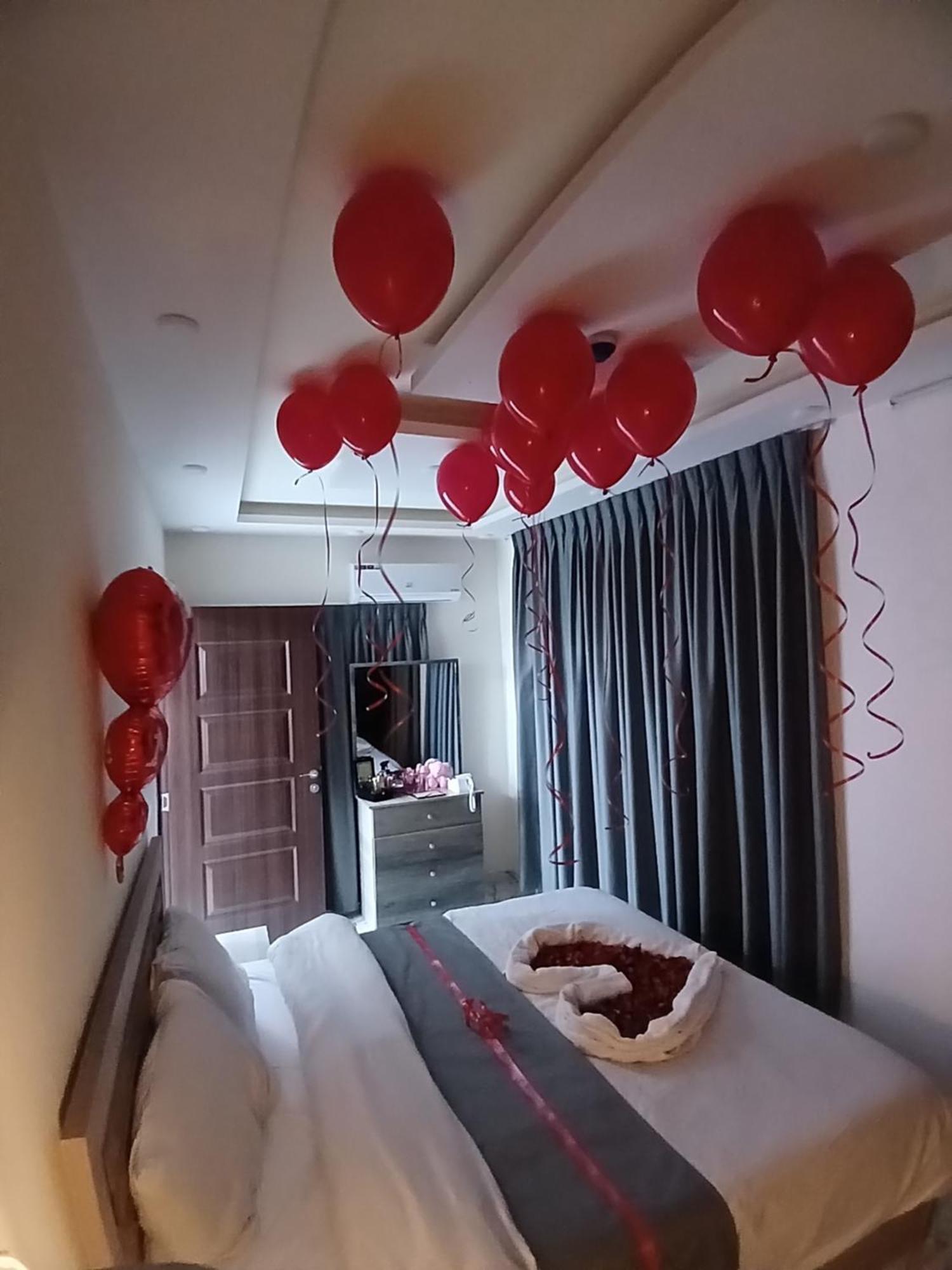 Dream House Hotel ジャラシュ エクステリア 写真